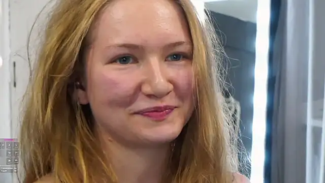 hetaerart's Live XXX Chat