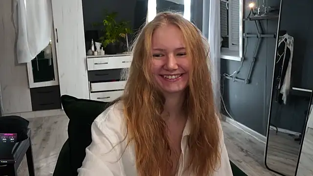hetaerart's Live XXX Chat