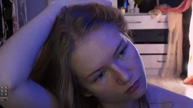 hetaerartn Live XXX chat