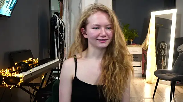 hetaerart XXX чат на живо