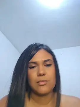 Chat +18 de AntonellaShot ao vivo