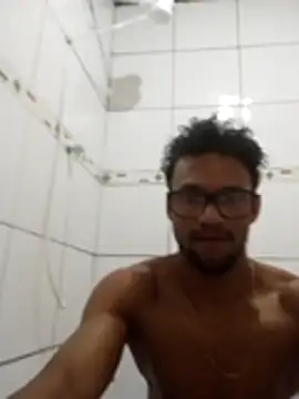 Show modela Gomesggc na web-kameri