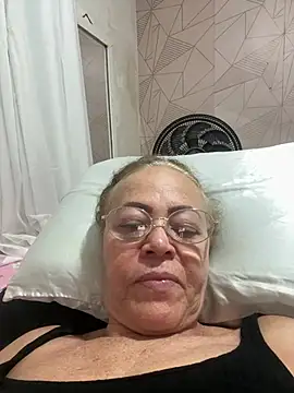 Granny6boys: απευθείας συνομιλία ΧΧΧ