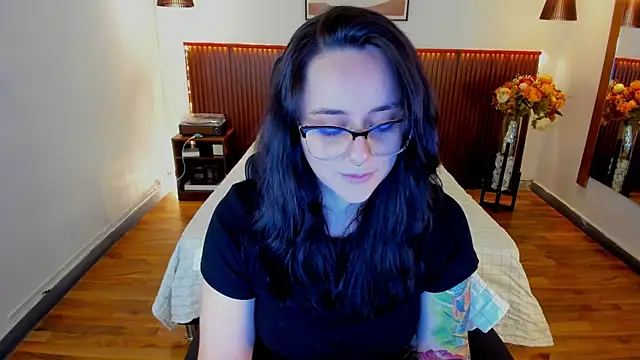 Онлайн чат XXX KatherineBond
