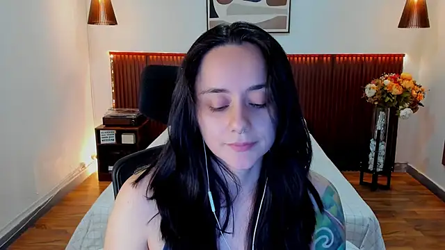 KatherineBond 现场XXX聊天