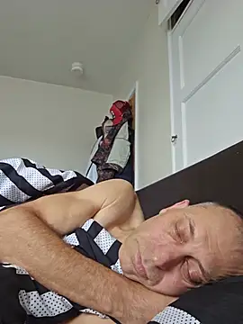 Primalking Show in webcam