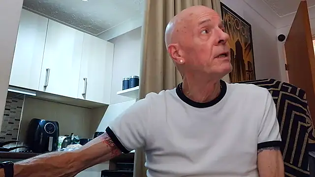 RedHeaven69 Webcam-Show