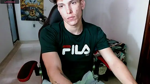 deividcloud36 Show in webcam