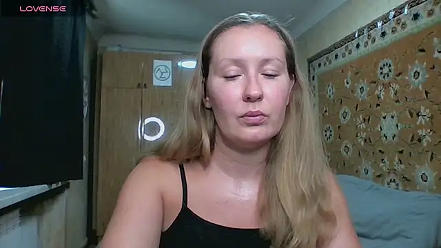 AnnaXLovers' Webcam Show