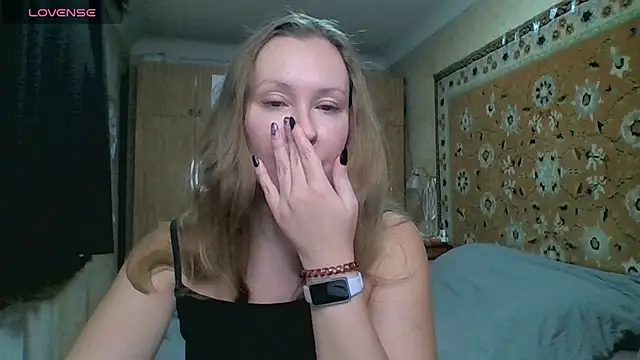 AnnaXLovers Adlı Modelin Canlı XXX Sohbeti
