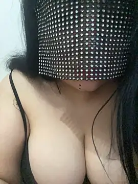 Melisa7777 Adlı Modelin Web Kamerası Şovu