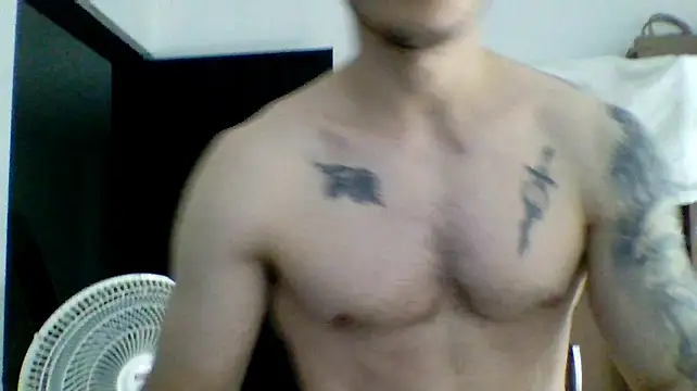 Show de Kenner_fox77 na webcam