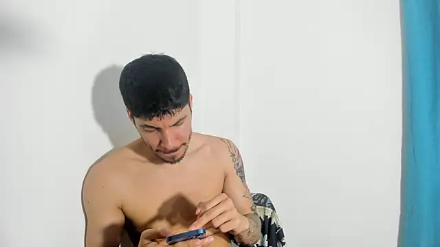 Show de daniel_sexy777 na webcam