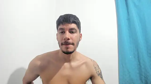 daniel_sexy777 网络视讯表演