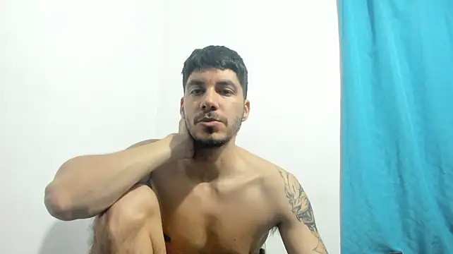 Show de daniel_sexy777 na webcam