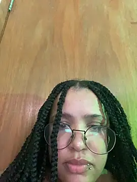 99_Lilith Live Chatraum