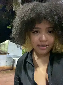 Chat +18 de 99_Lilith ao vivo