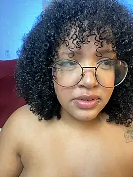 99_Lilith Show in webcam