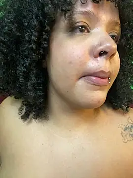 Chat +18 de 99_Lilith ao vivo