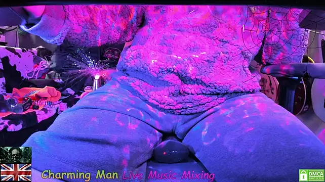 Charming__Man Show in webcam