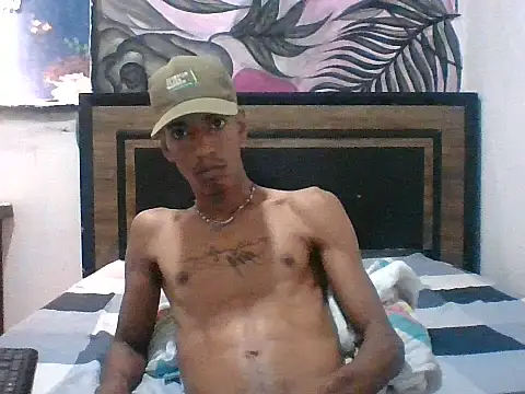 AlbertBigCock Adlı Modelin Web Kamerası Şovu