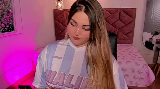 Chat +18 de cattaleya___ ao vivo