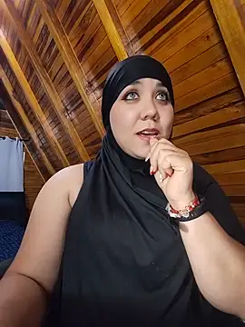 AmbarBurhan Webcam show