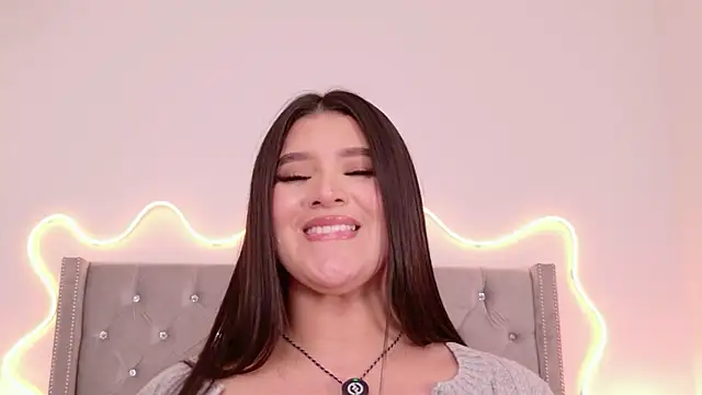 Chat XXX en directo de JuliaSUMMERS2022