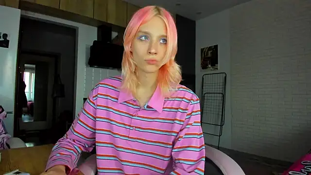 _Alice_Kitty: вебкам-шоу