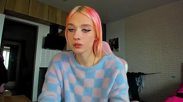 _Alice_Kitty's Webcam Show