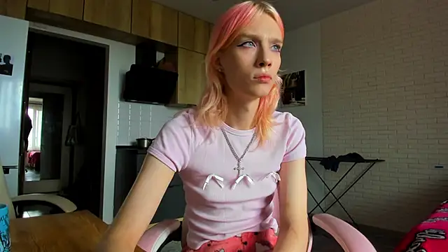 _Alice_Kitty: διαδικτυακό σόου στην κάμερα