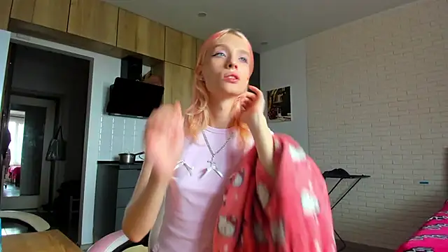 _Alice_Kitty Webcam-Show