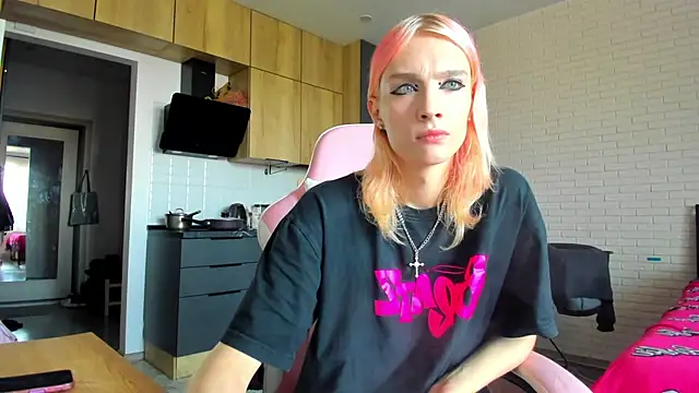 _Alice_Kitty's Webcam Show