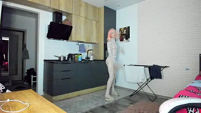 _Alice_Kitty Шоу с уебкамера