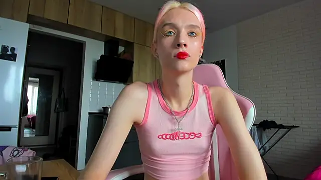 _Alice_Kitty webkamerás műsora