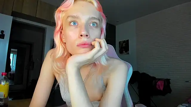_Alice_Kitty – webcam-show