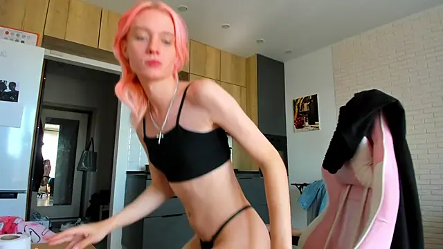 _Alice_Kitty: вебкам-шоу