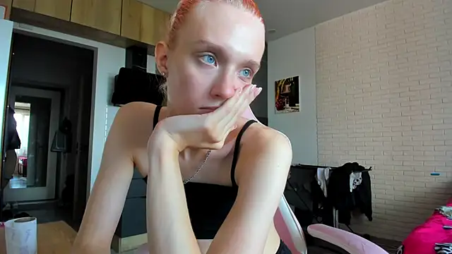 Pokazy przed kamerką – _Alice_Kitty