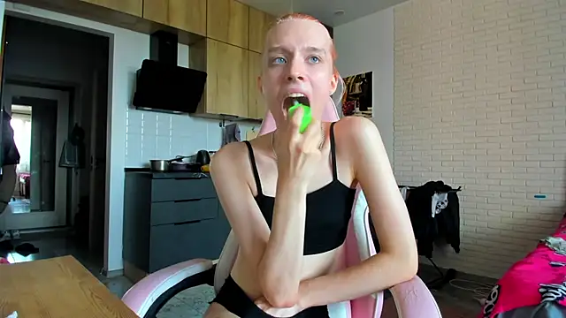 הופעת וובקאם של _Alice_Kitty