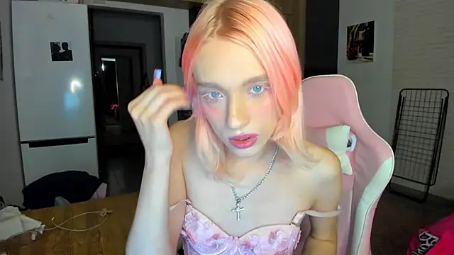 _Alice_Kitty's Webcam Show