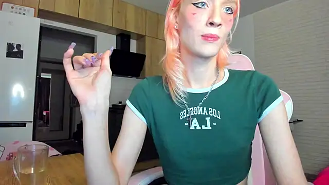 _Alice_Kitty's Webcam Show