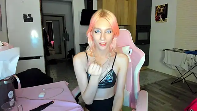 _Alice_Kitty Webcam-Show