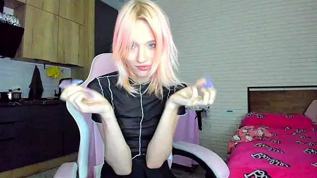 _Alice_Kitty: вебкам-шоу