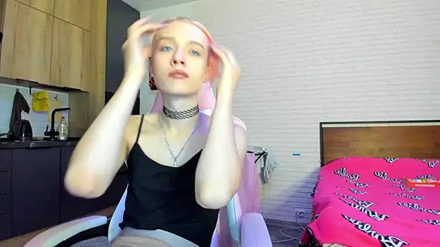 _Alice_Kitty Webcam-Show