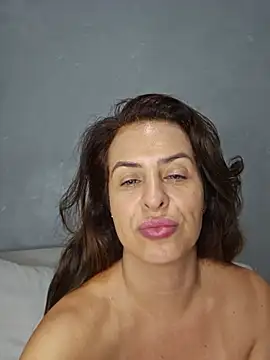Chatroom XXX en direct de Nina_Sport