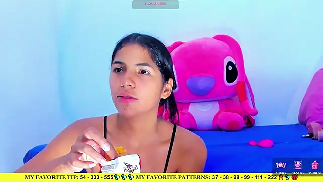 AriannaLewiis Show Webcam