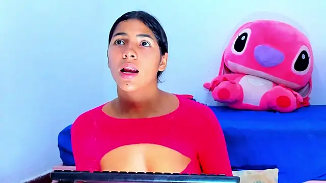 AriannaLewiis Show in webcam