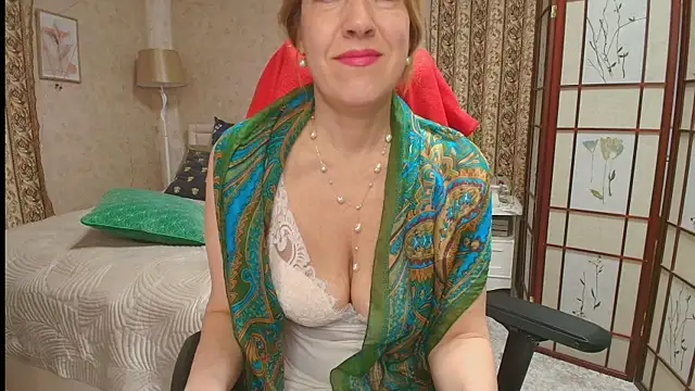 LissyJains Adlı Modelin Canlı XXX Sohbeti