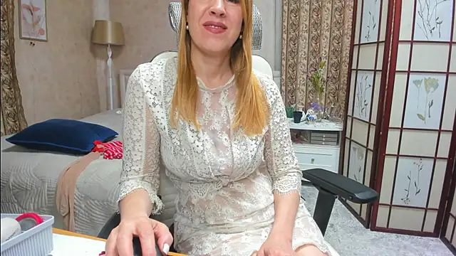LissyJains Adlı Modelin Canlı XXX Sohbeti