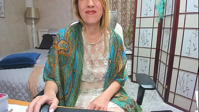 LissyJains: απευθείας συνομιλία ΧΧΧ